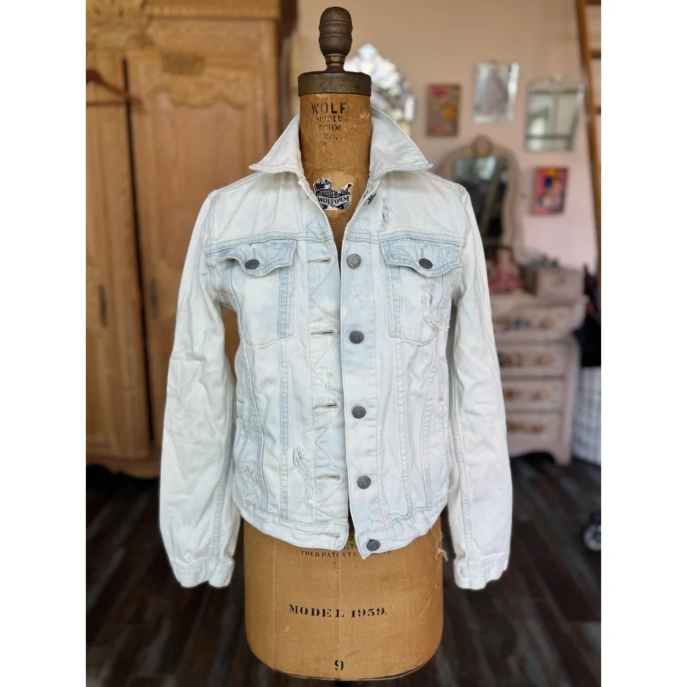 Upcycled‎ Light Blue Denim Jacket Sacred Heart Madonna Folk Art Boho Small